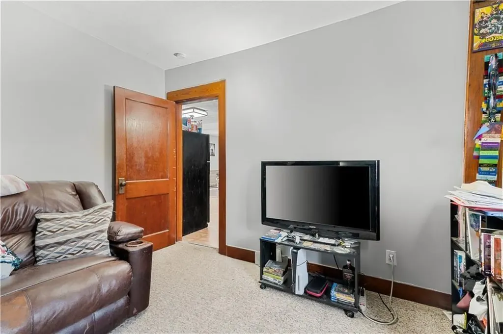 75 Winthrop Avenue West Warwick RI 02893