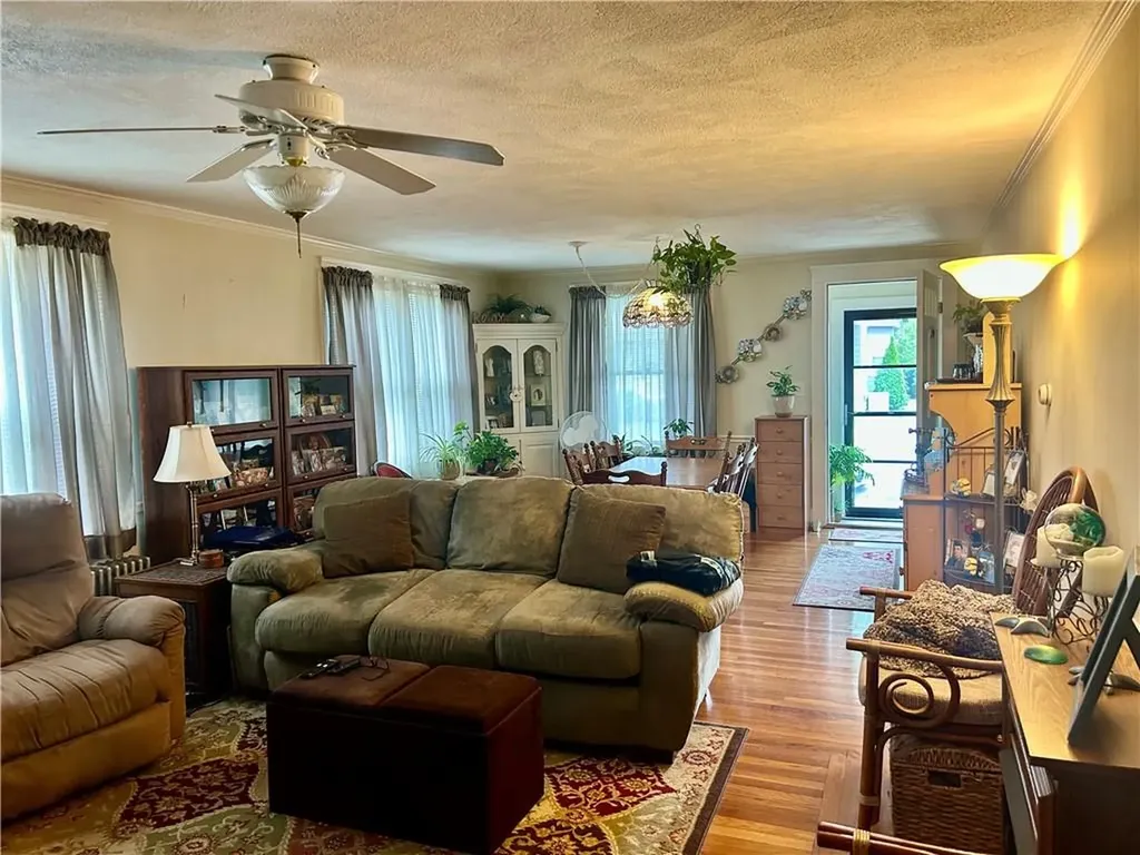 27 Highland Street Cranston RI 02920