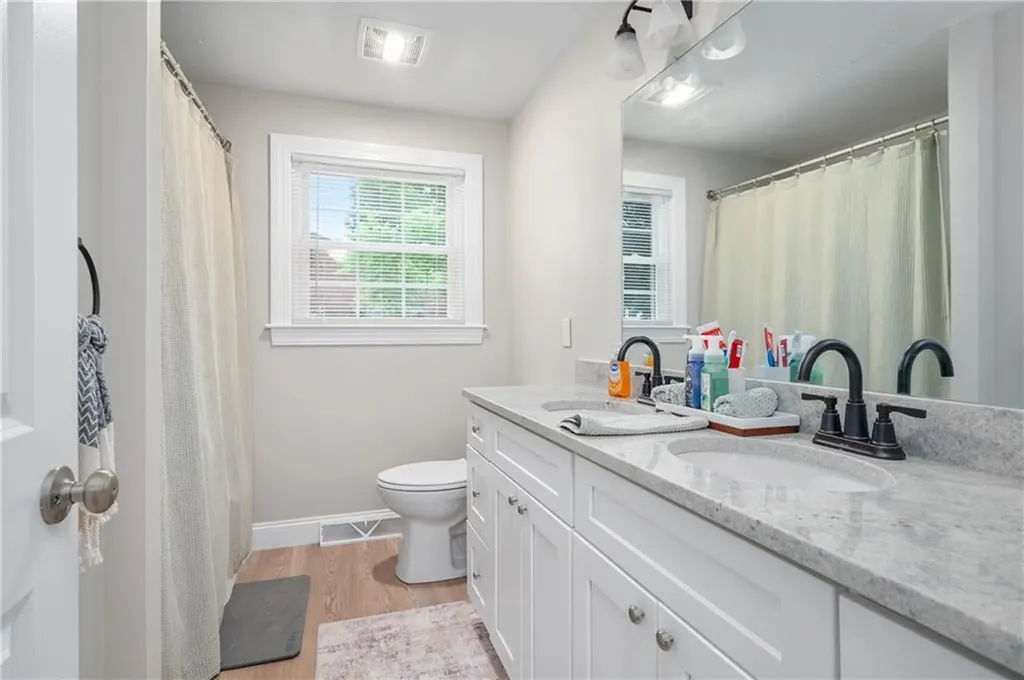607 Knollwood Drive Woonsocket RI 02895