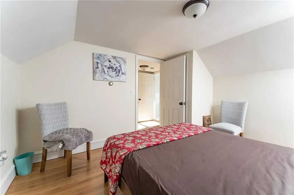 95 Douglas Avenue Portsmouth RI 02871