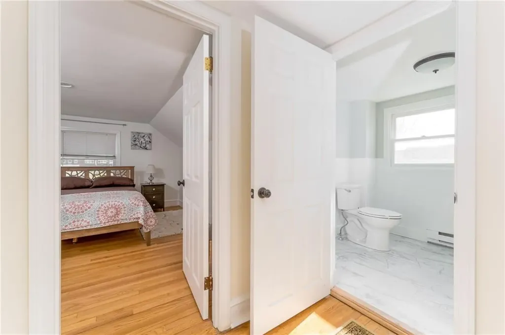 95 Douglas Avenue Portsmouth RI 02871