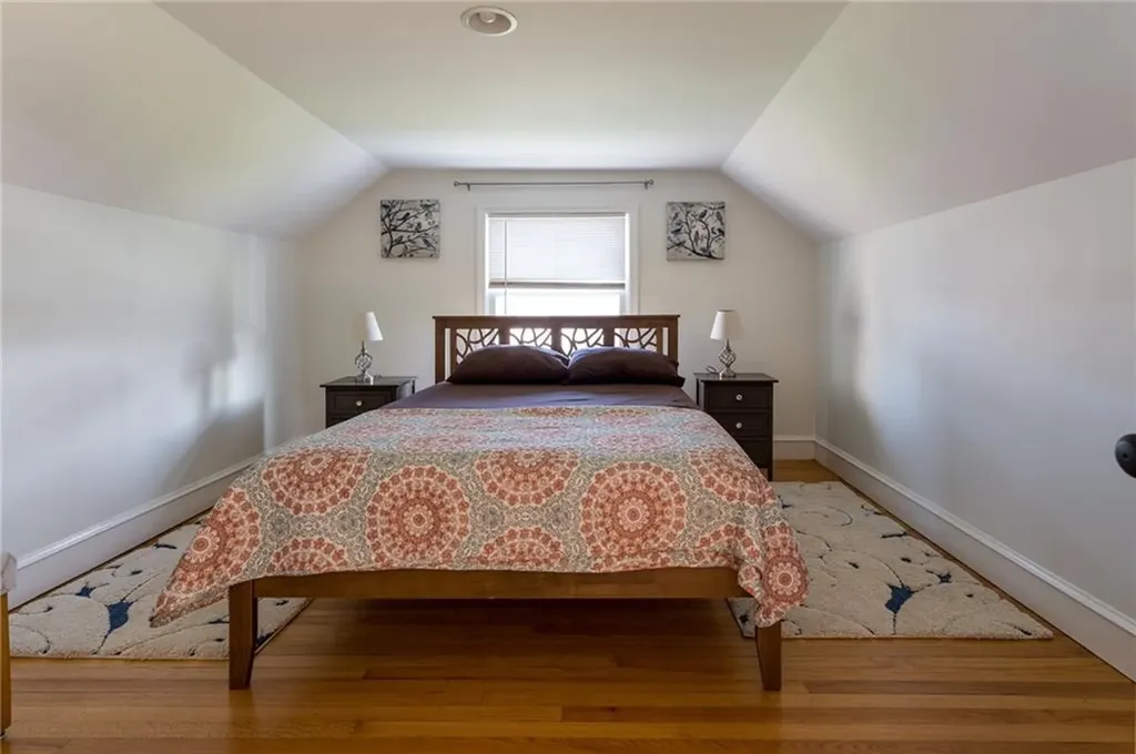 95 Douglas Avenue Portsmouth RI 02871
