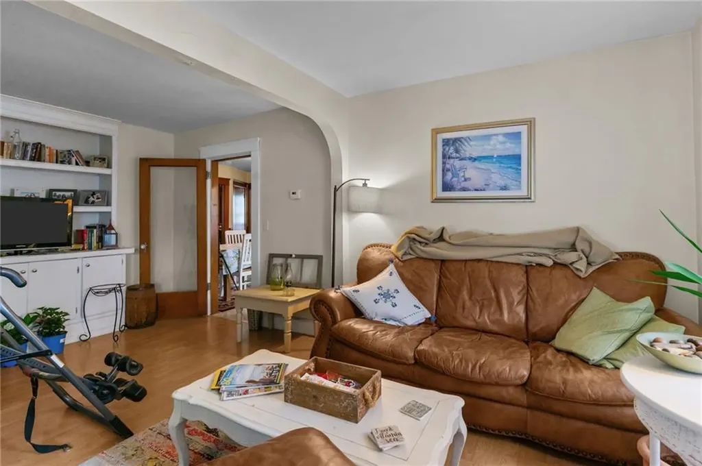 99 100 Third Street West Warwick RI 02893