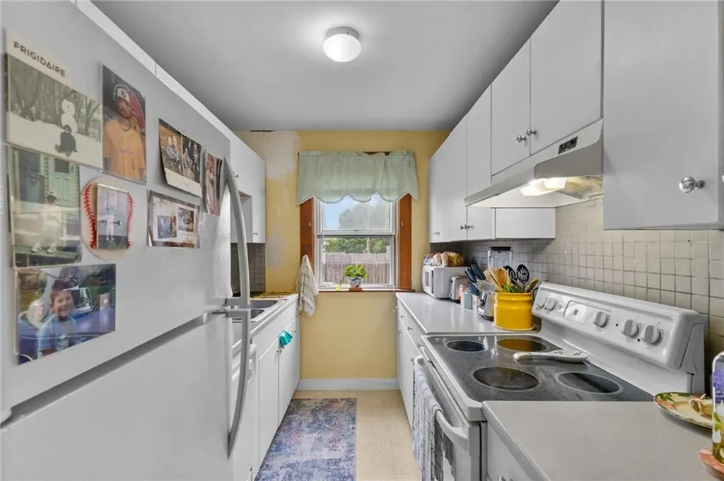 99 100 Third Street West Warwick RI 02893