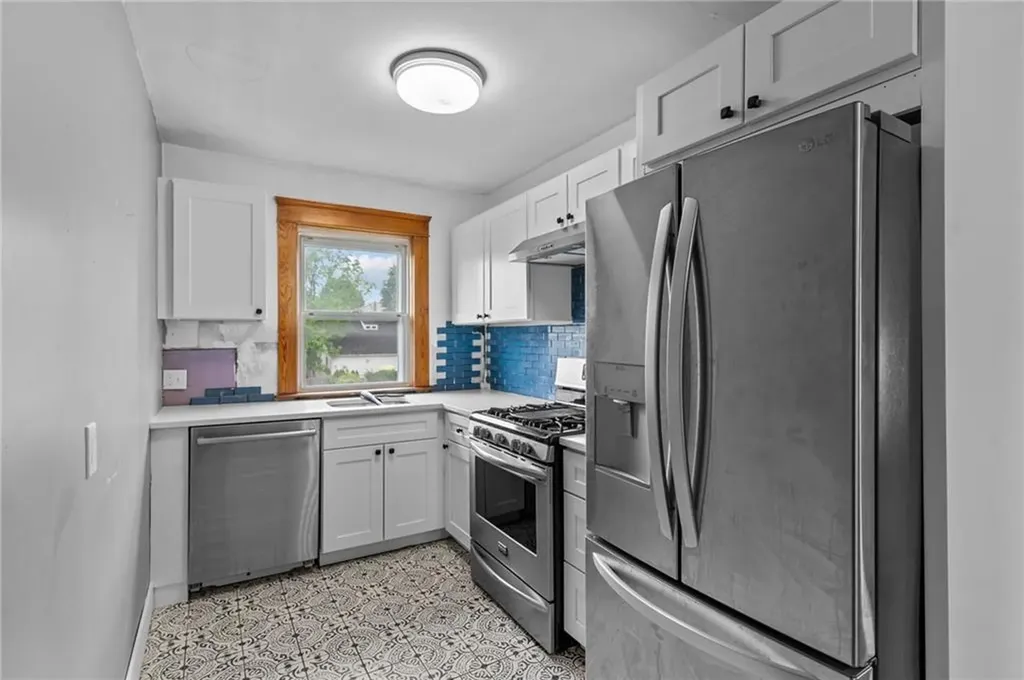 99 100 Third Street West Warwick RI 02893