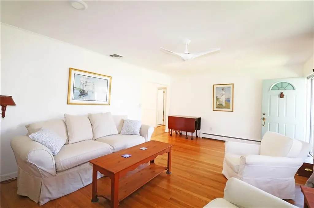 59 Evergreen Drive Portsmouth RI 02871