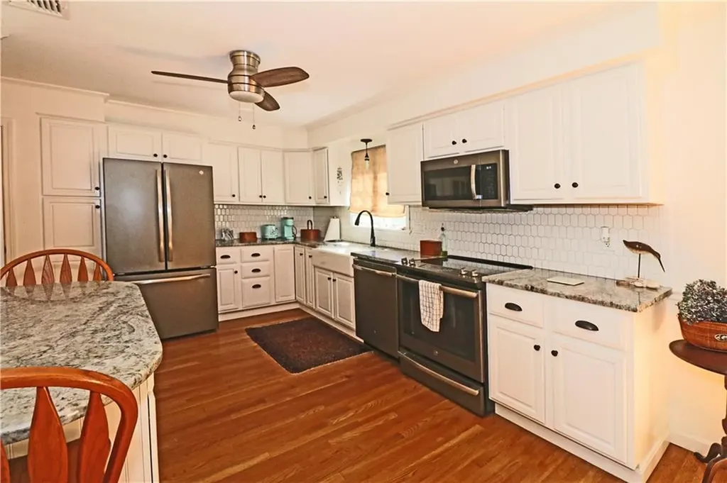 59 Evergreen Drive Portsmouth RI 02871