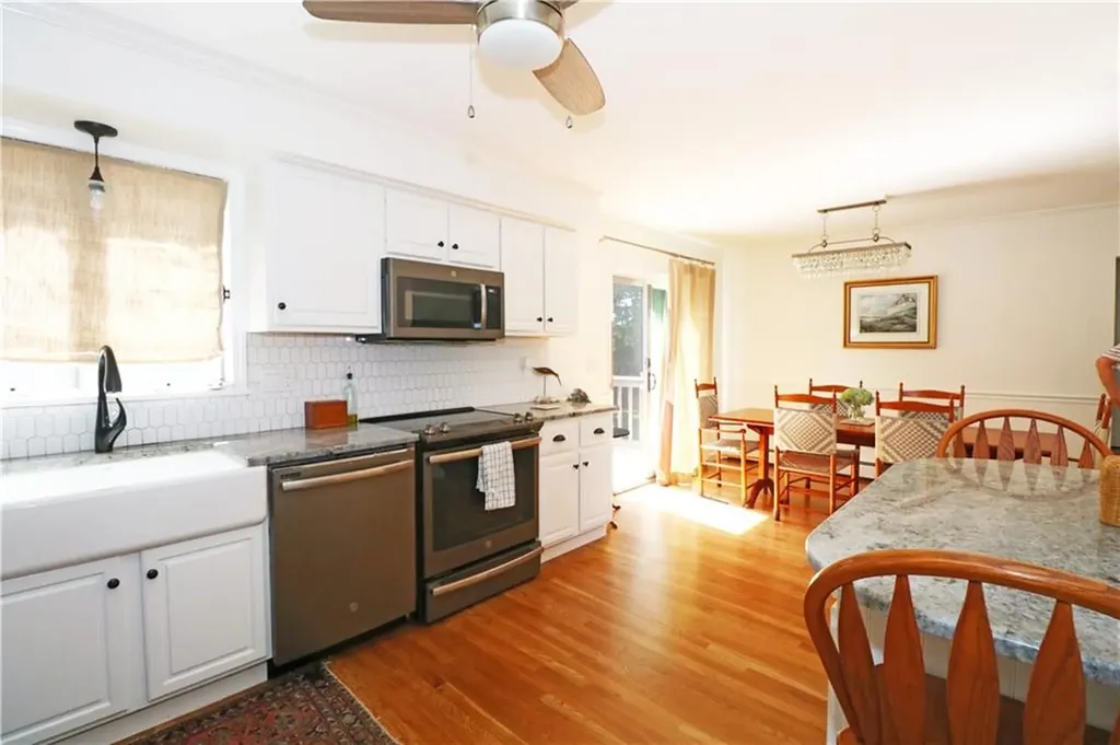 59 Evergreen Drive Portsmouth RI 02871