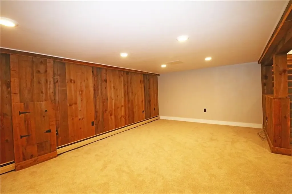 59 Evergreen Drive Portsmouth RI 02871