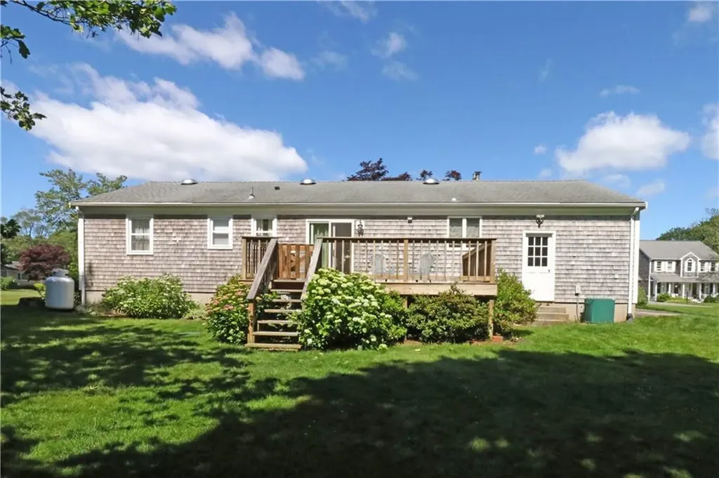 59 Evergreen Drive Portsmouth RI 02871