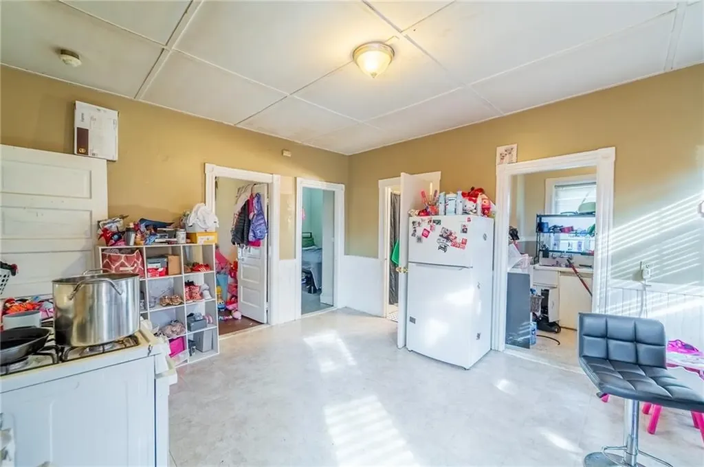 12 14 Fairview Avenue Pawtucket RI 02860