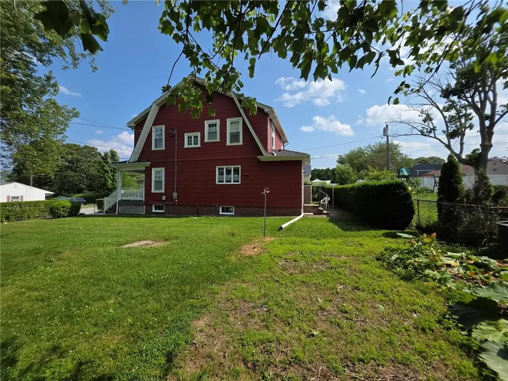 77 Lenox Avenue West Warwick RI 02893