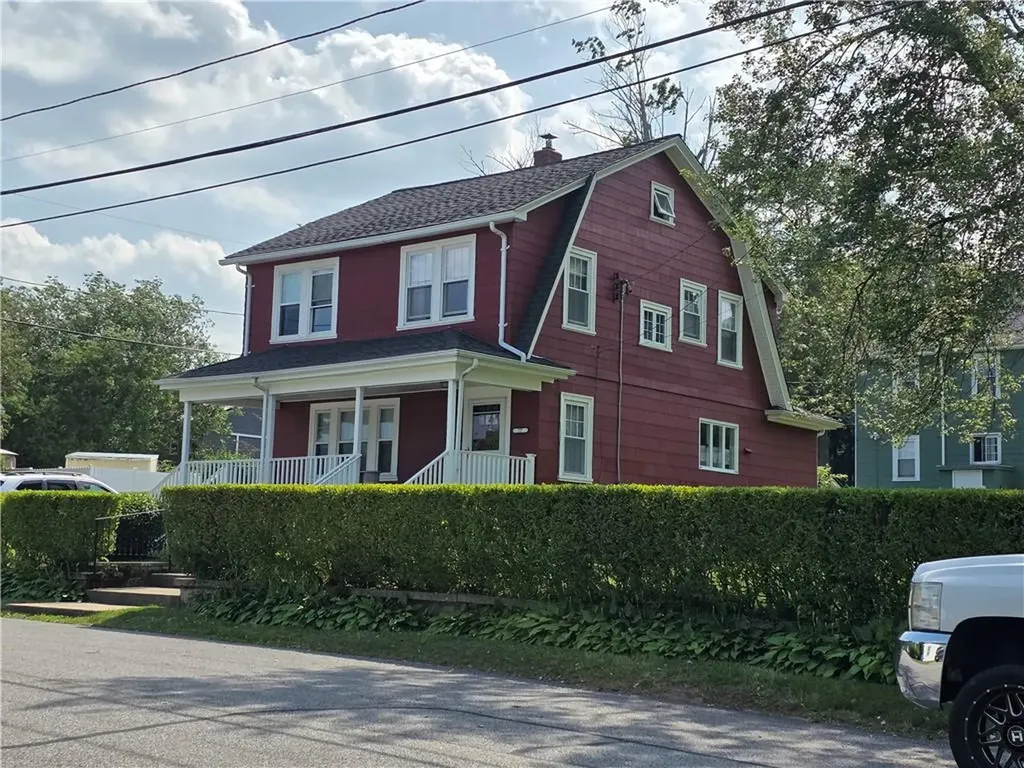 77 Lenox Avenue West Warwick RI 02893