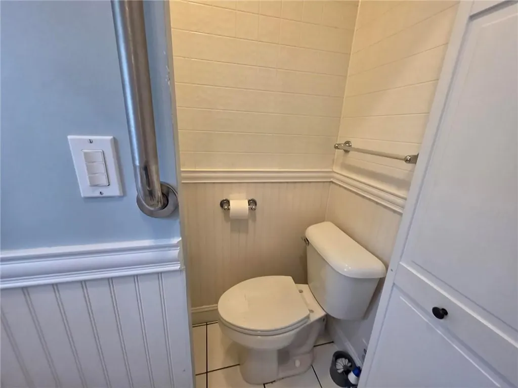 77 Lenox Avenue West Warwick RI 02893
