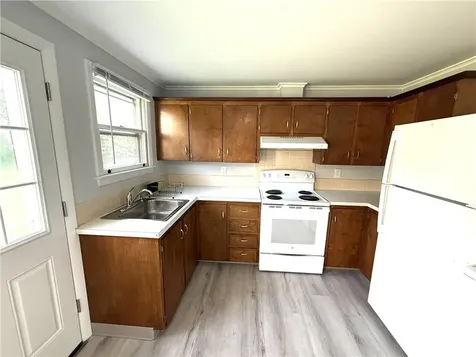 28 Ethel Drive Portsmouth RI 02871