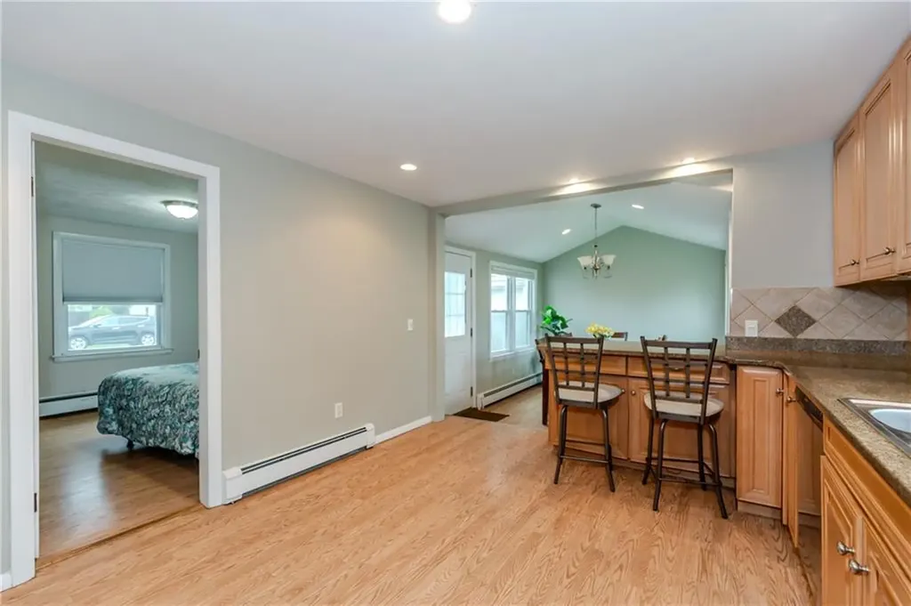 40 Lufkin Court Warwick RI 02888