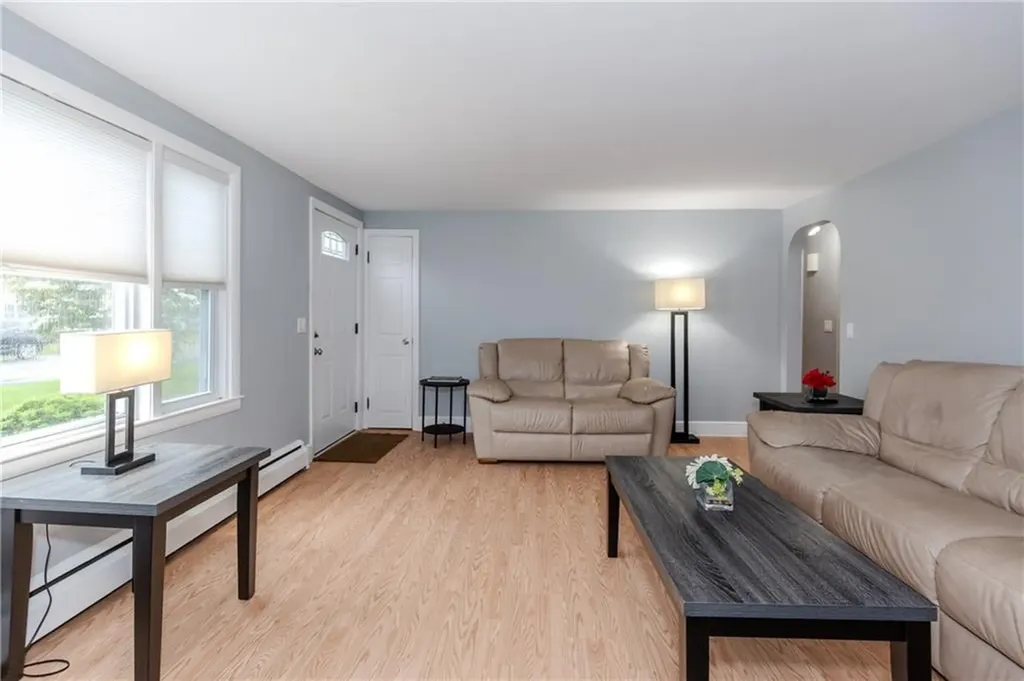 40 Lufkin Court Warwick RI 02888
