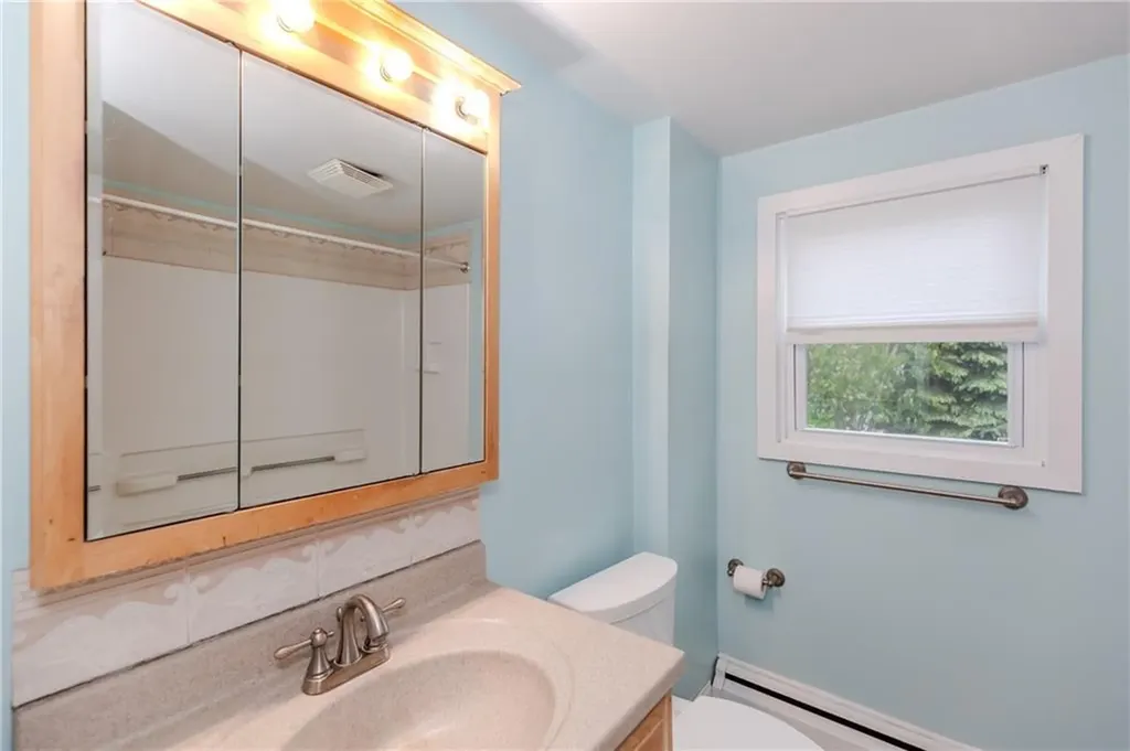 40 Lufkin Court Warwick RI 02888
