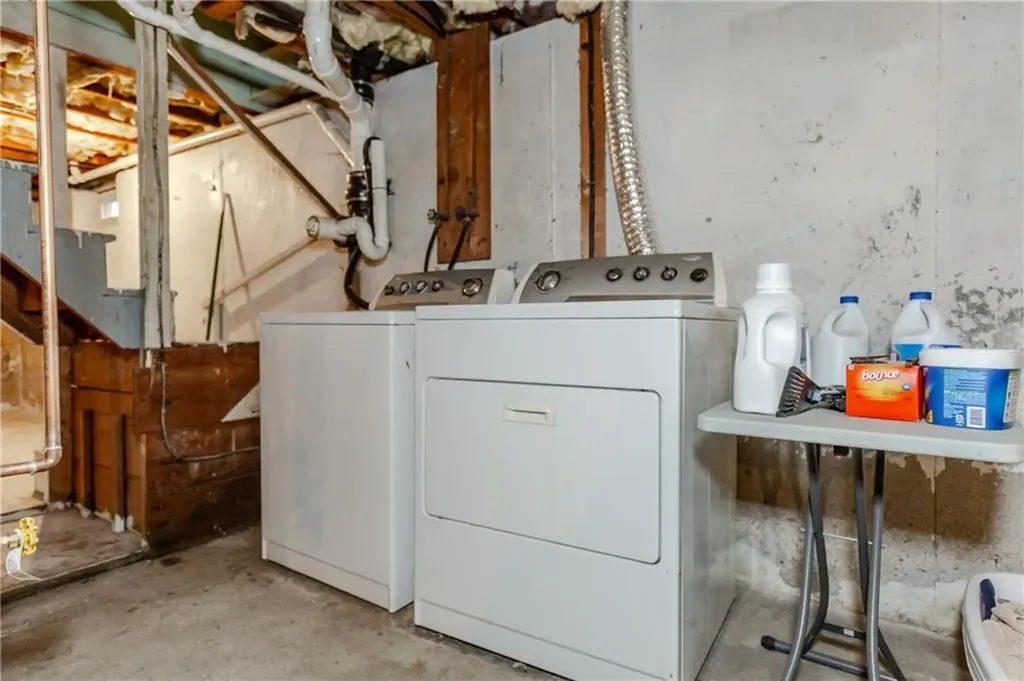 40 Lufkin Court Warwick RI 02888