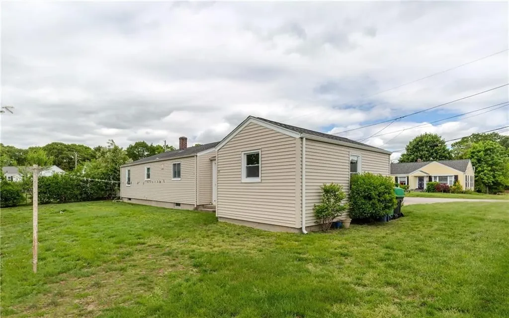 40 Lufkin Court Warwick RI 02888