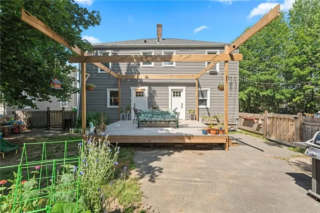 250 Lowden Street Pawtucket RI 02860