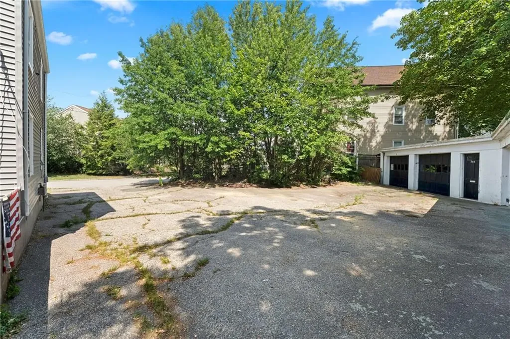 250 Lowden Street Pawtucket RI 02860