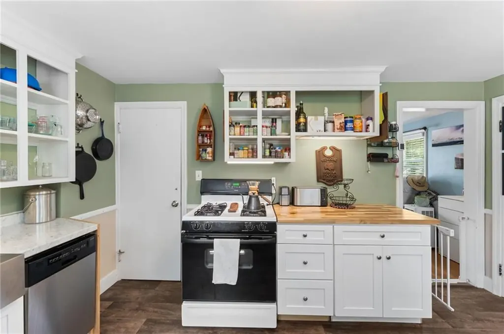 250 Lowden Street Pawtucket RI 02860