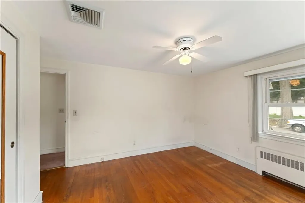 27 Burns Street Providence RI 02904