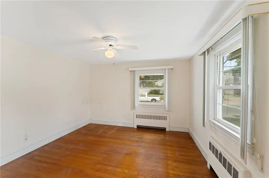 27 Burns Street Providence RI 02904