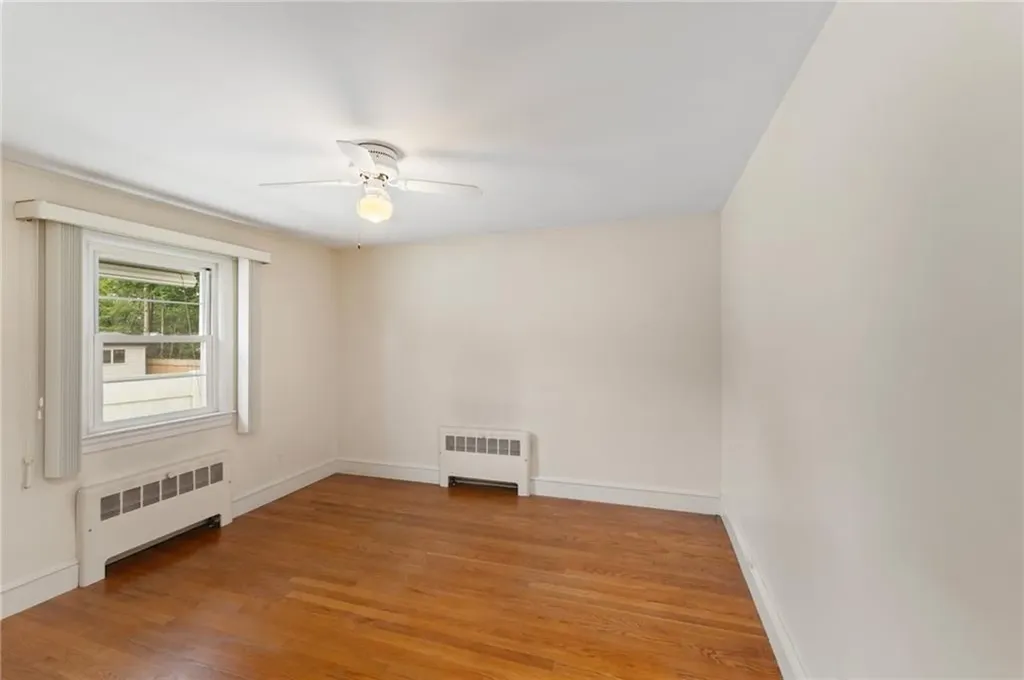27 Burns Street Providence RI 02904