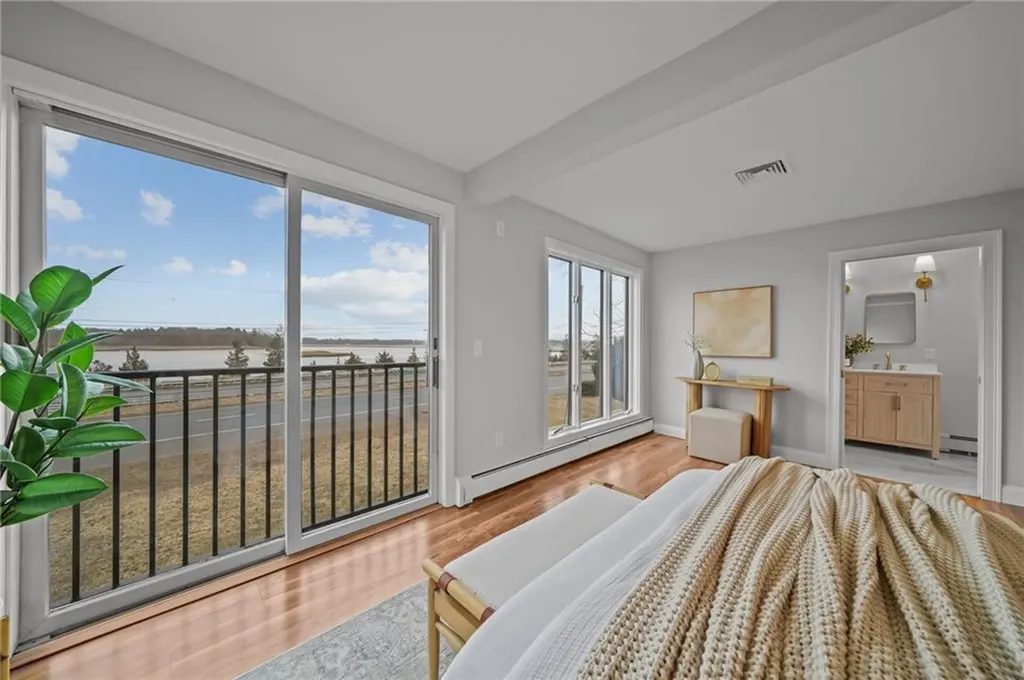 1705 Wampanoag Trail Barrington RI 02806