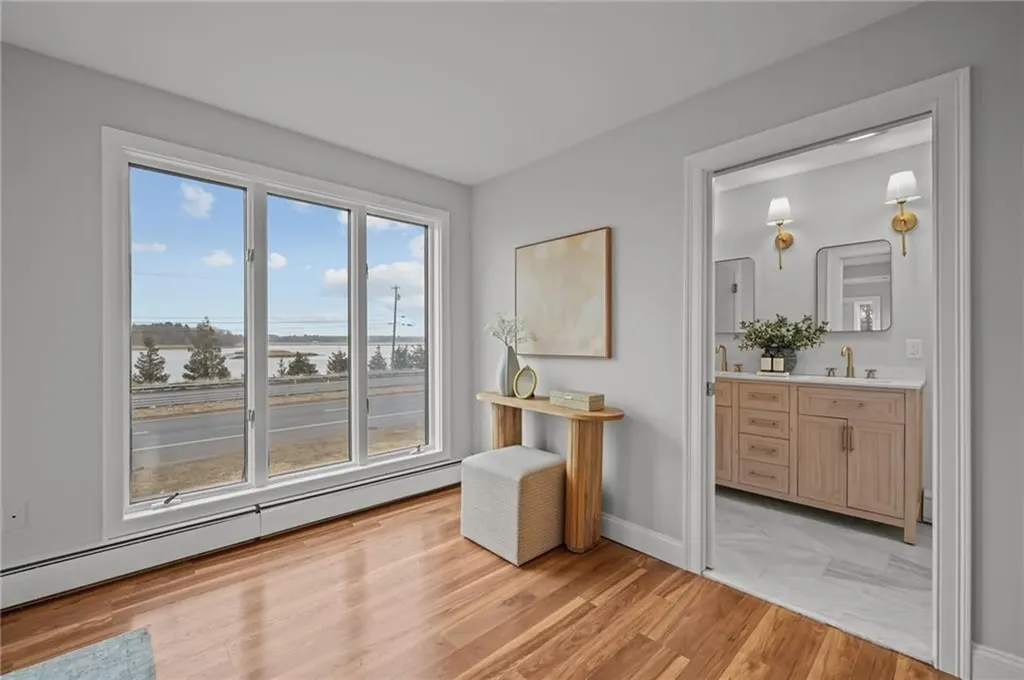 1705 Wampanoag Trail Barrington RI 02806
