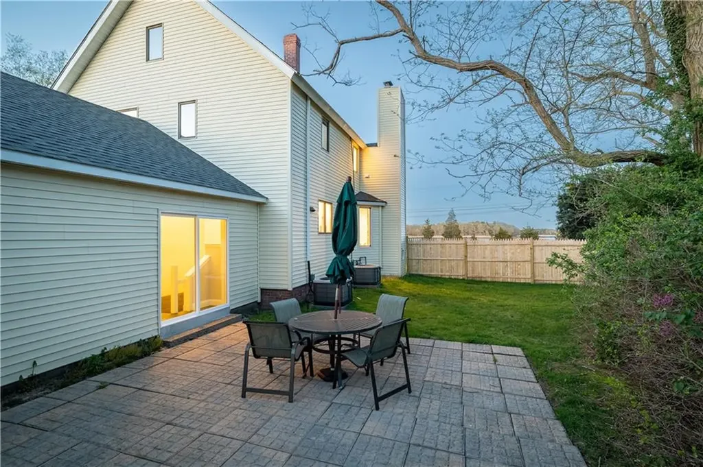 1705 Wampanoag Trail Barrington RI 02806