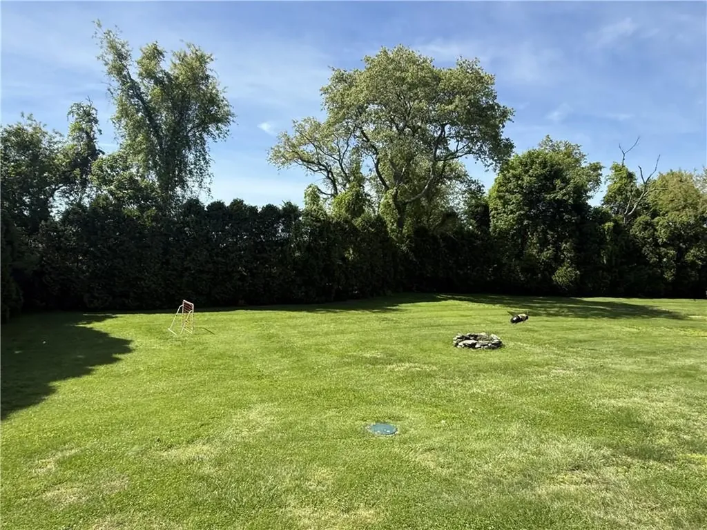 47 Ethel Drive Portsmouth RI 02871