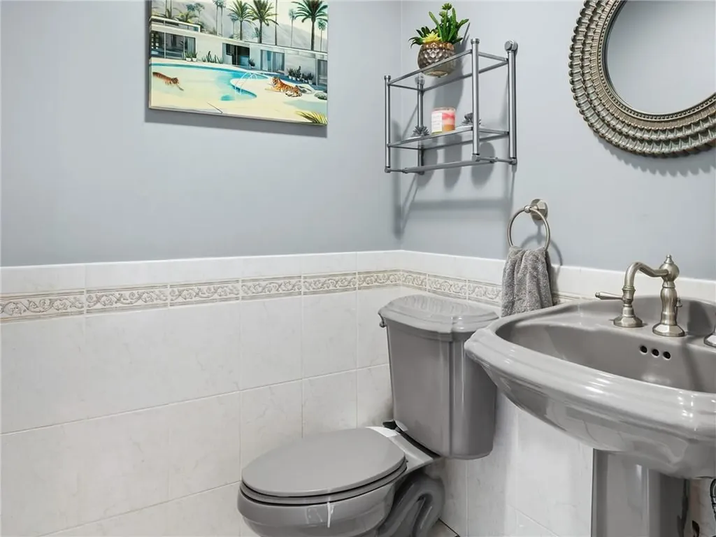 20 Beechwood Drive Cranston RI 02921