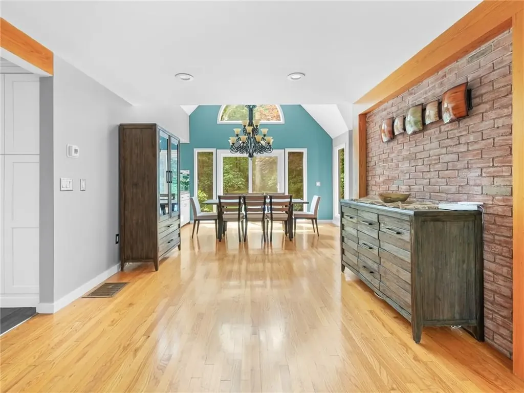 20 Beechwood Drive Cranston RI 02921