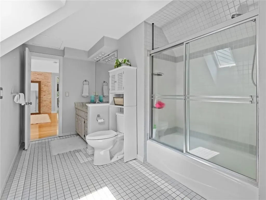 20 Beechwood Drive Cranston RI 02921