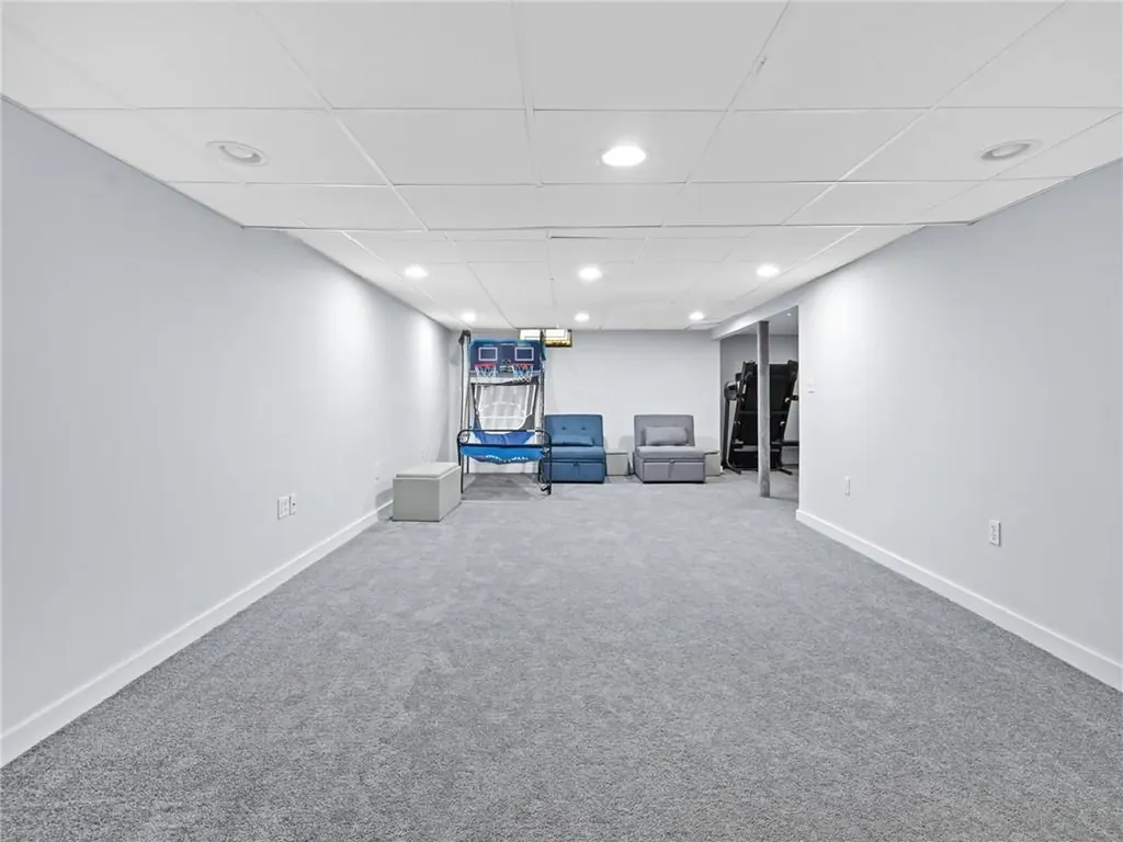 20 Beechwood Drive Cranston RI 02921