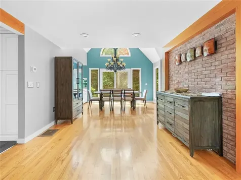 20 Beechwood Drive Cranston RI 02921