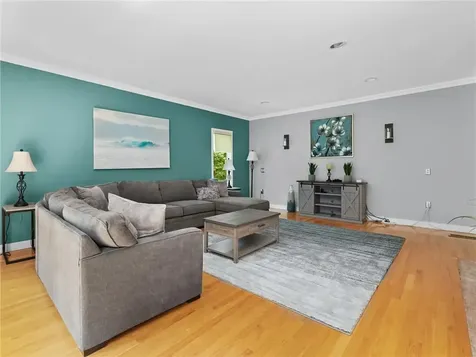 20 Beechwood Drive Cranston RI 02921