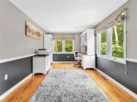 20 Beechwood Drive Cranston RI 02921