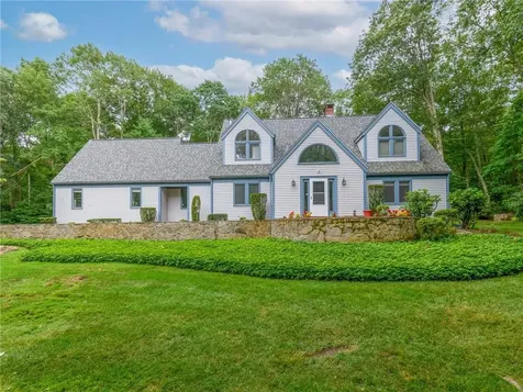 20 Beechwood Drive Cranston RI 02921