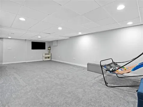 20 Beechwood Drive Cranston RI 02921