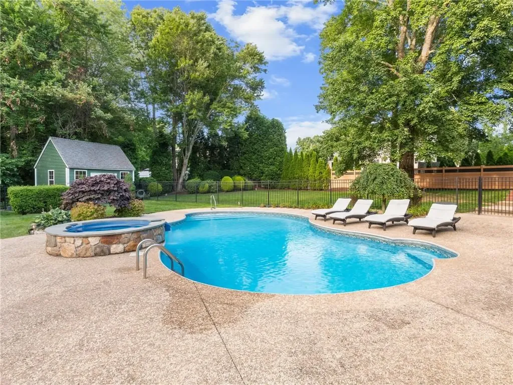 2 Medinah Drive West Warwick RI 02893
