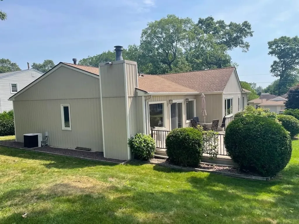 141 Sturbridge Drive Warwick RI 02886