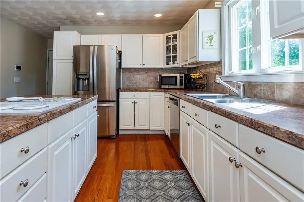 33 Oak Hill Drive Johnston RI 02919