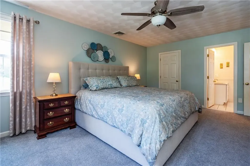 33 Oak Hill Drive Johnston RI 02919