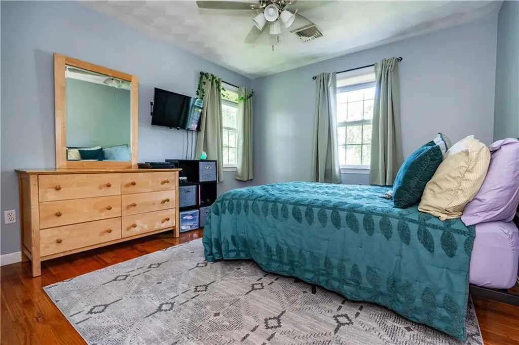 33 Oak Hill Drive Johnston RI 02919