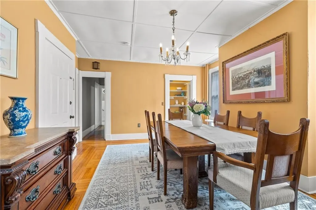216 Spring Street Newport RI 02840