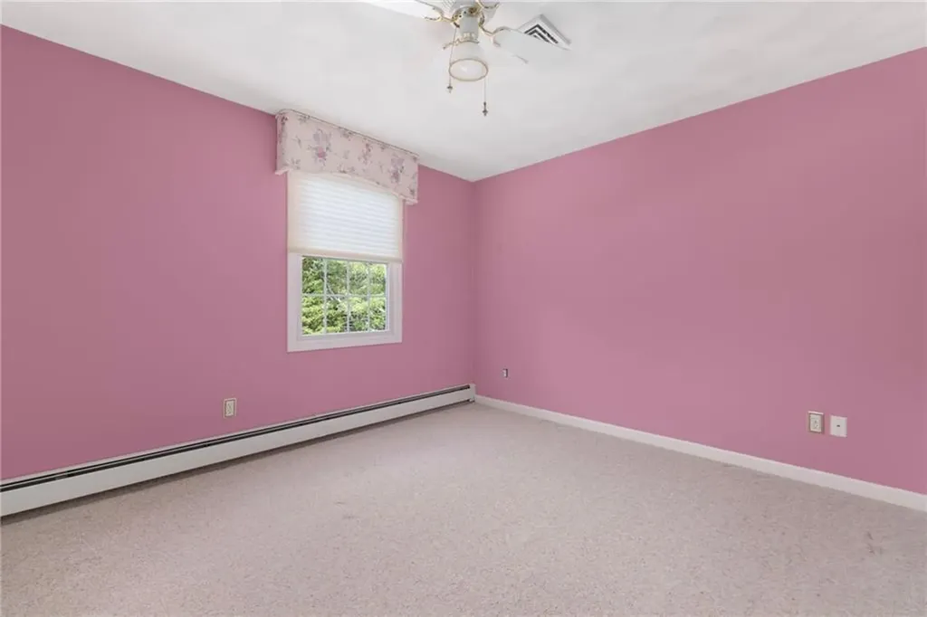 133 Bridgetown Road Narragansett RI 02882